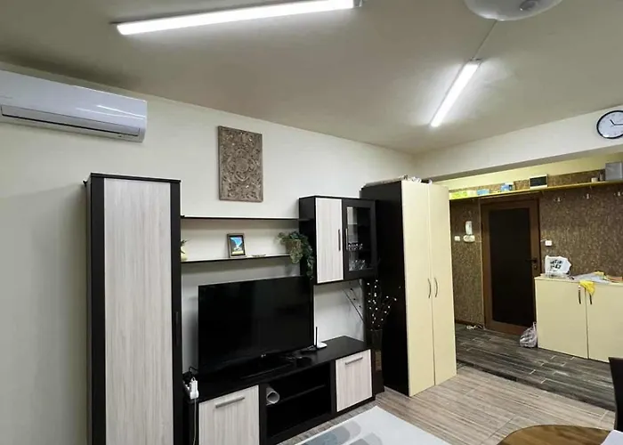 アパート боги *